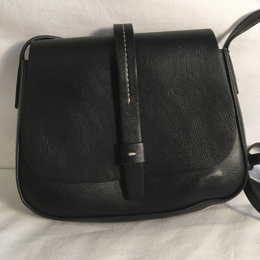 Gap cross body bag